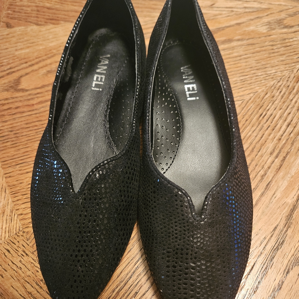 Van Eli Women's Black Perforated Flats